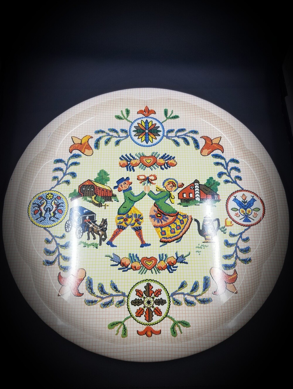 [DAHER] Decorative Folk Dance Multicolour Metal Serving Platter